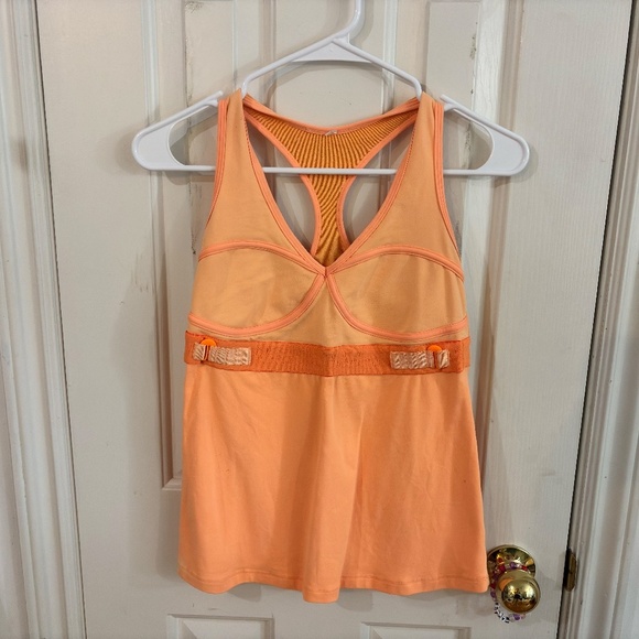LULU LEMON TANK TOP ! please check photos for sizing - Picture 1 of 6